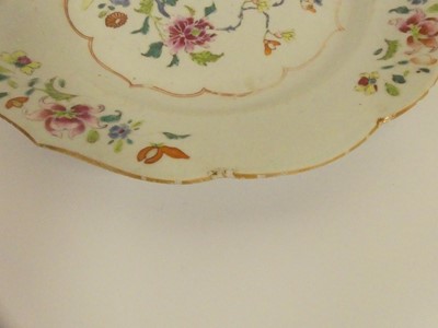 Lot 229 - Five Chinese export plates/ dishes decoarated...