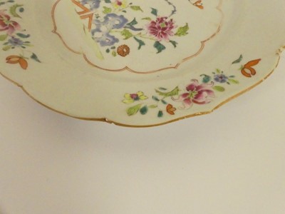 Lot 229 - Five Chinese export plates/ dishes decoarated...