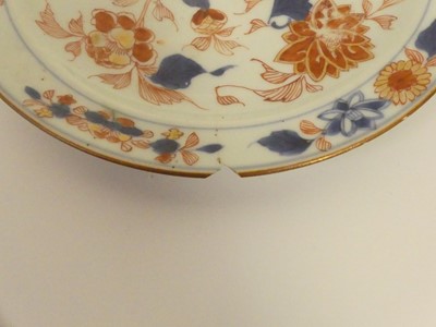 Lot 229 - Five Chinese export plates/ dishes decoarated...