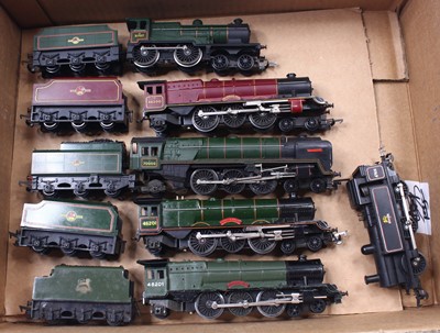 Lot 685 - Six Triang 00 gauge locos to include a Jinty...