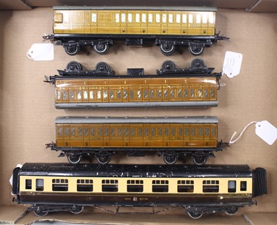 Lot 159 - Four coaches: Two 1935-41 No.2 passenger...