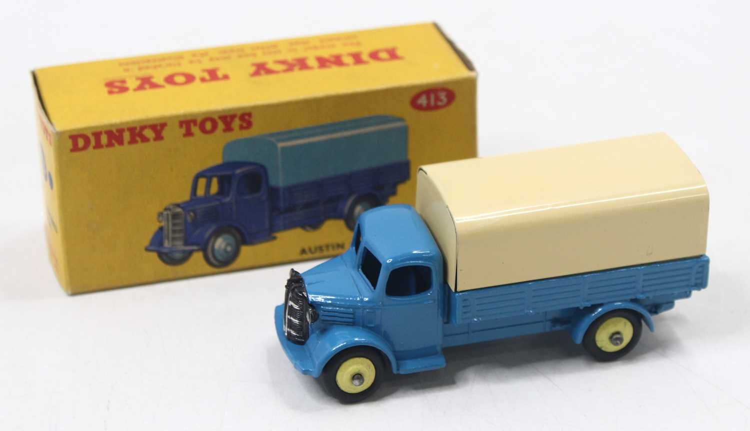Lot 1047 - Dinky Toys No. 413 Austin covered wagon