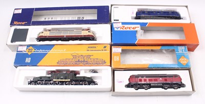 Lot 705 - Four HO gauge Roco locos to include a BR215...