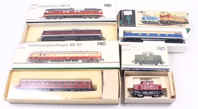 Lot 743 - Four HO gauge locos to include a Piko BR 185...