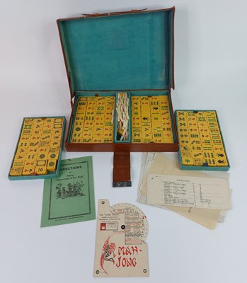 Lot 536 - A bakelite Mahjong set in case