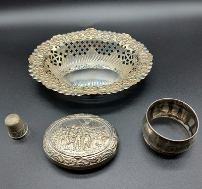 Lot 276 - A silver plated pierced bonbon dish together...