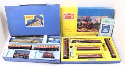 Lot 270 - Two Hornby Dublo sets, to include an EDP2...