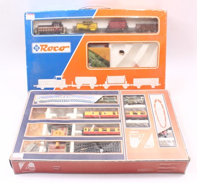 Lot 657 - Two early 00 gauge sets, including a Lima...