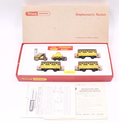 Lot 694 - A Triang Hornby R346C Stephensons Rocket train...