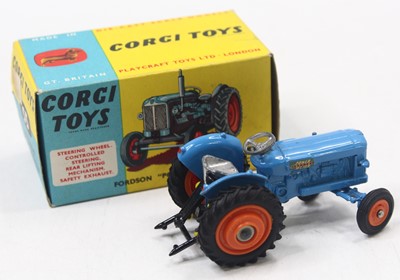 Corgi 55 Fordson Major Tractor フォードソン トラクター