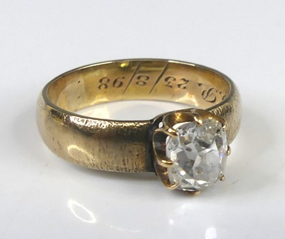 Lot 2288 - A yellow metal diamond solitaire ring,...