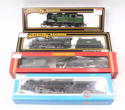 Lot 563 - Four 00 gauge locos to include a Hornby 9F in...