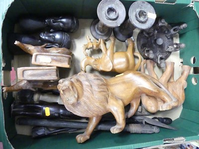 Lot 72 - One box of carved African items to include...