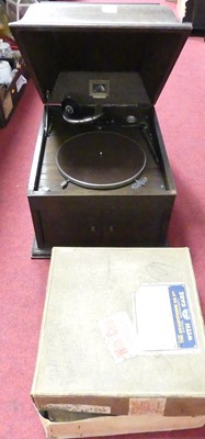 Lot 192 - An oak cased gramophone together with a box of...