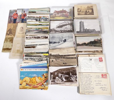 Lot 553 - A box of mixed postcards, mainly mid 20thc