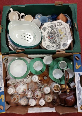 Lot 650 - A collection of ceramics, to include...