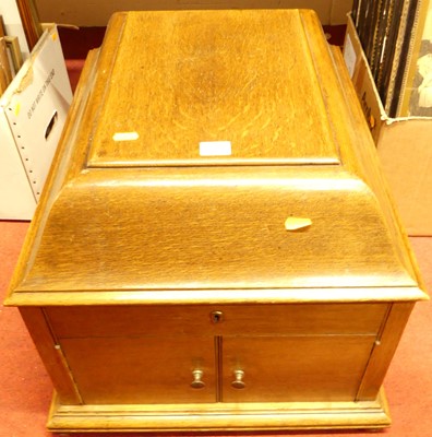 Lot 1081 - His Master's Voice, an oak cased table top...