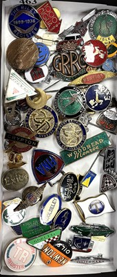 Lot 463 - A collection of motoring badges to include...