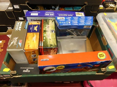 Lot 1450 - A box of diecast model aircraft, racing gift...