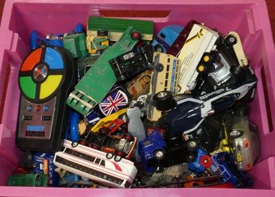 Lot 1549 - A box of mixed playworn diecast