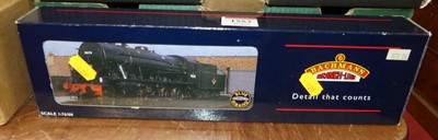 Lot 1553 - A Bachmann 32-256 War Department 2-80...