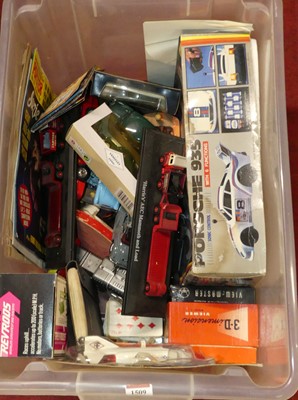 Lot 1509 - One tray of mixed tinplate diecast and other...