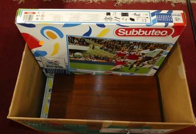 Lot 1516 - A box of mixed children's board games to...