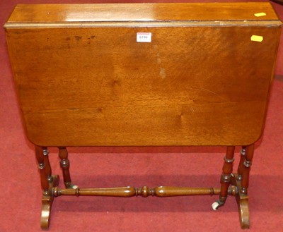 Lot 1190 - An Edwardian oak Sutherland table, w.60cm