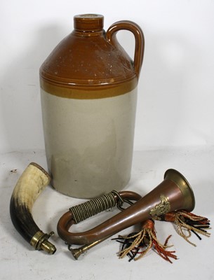 Lot 786 - A late 19th/early 20th century horn powder...