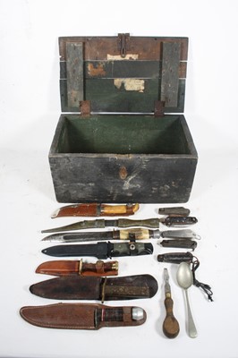 Lot 790 - A green painted wooden ammo box containing...