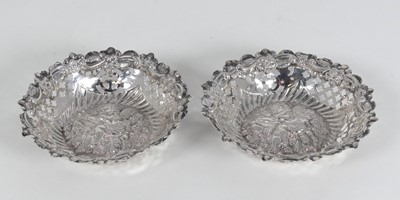 Lot 284 - A pair of George V pierced silver bon bon...