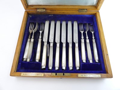 Lot 422 - An oak cased canteen of six silver bladed...