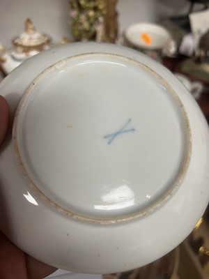 Lot 43 - A collection of ceramics, to include a Herend...