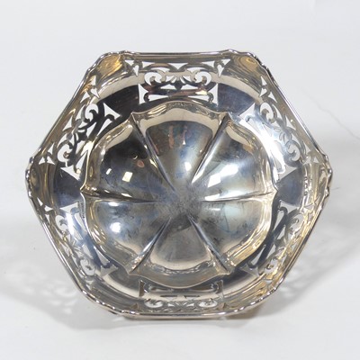 Lot 292 - A George V silver bonbon dish, of shaped...