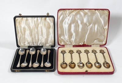 Lot 294 - A set of George V silver coffee spoons, the...