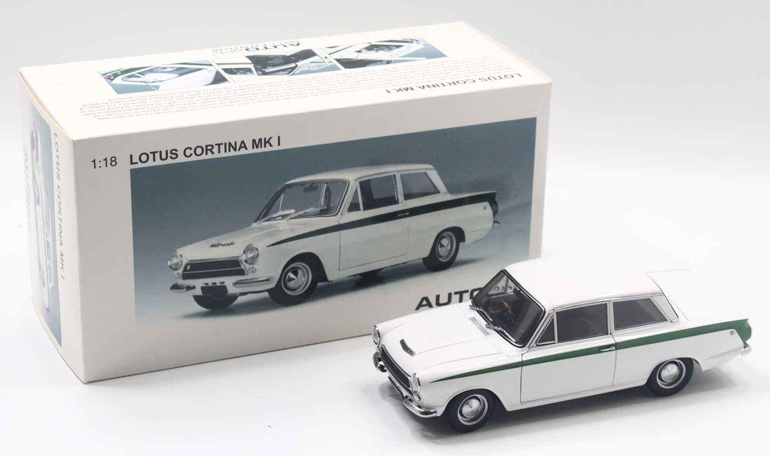 Lot 726 - Auto Art Millenium Collection 1/18 scale...