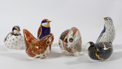 Lot 124 - A collection of six Royal Crown Derby...