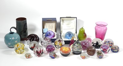 Lot 57 - A collection of paperweights to include...