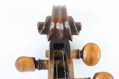 Lot 596 - A late 19th / early 20th century violin,...