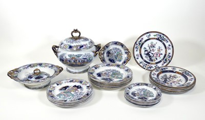 Lot 104 - A collection of tableware to include Indian...