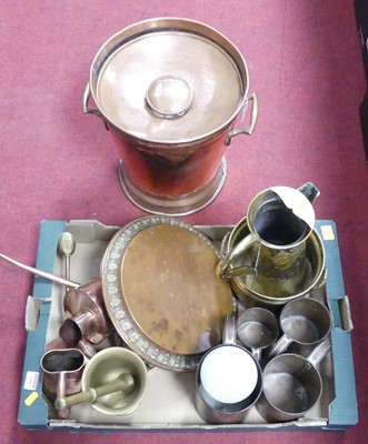 Lot 155 - A collection of metalware, to include copper...