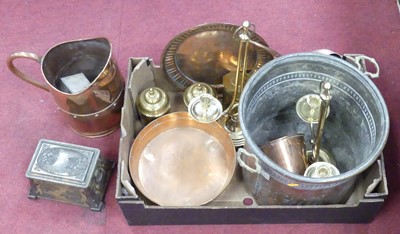 Lot 166 - A collection of metalware, to include a pair...