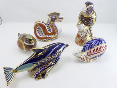 Lot 180 - A collection of five Royal Crown Derby desk...