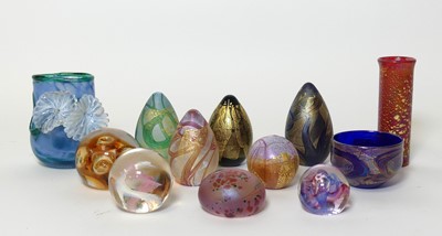 Lot 233 - An Isle of Wight iridescent glass paperweight...