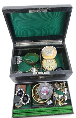 Lot 416 - A leather-clad jewellery box and contents to...