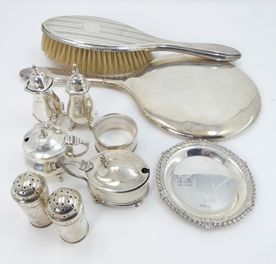 Lot 418 - A collection of miscellaneous silver items to...