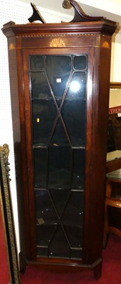 Lot 1150 - An Edwardian mahogany and satinwood inlaid...