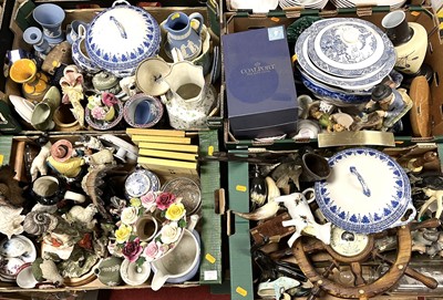 Lot 625 - A collection of miscellaneous items to include...