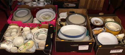 Lot 635 - A large collection of ceramics to include...