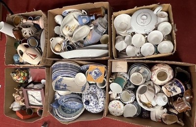 Lot 676 - A large collection of ceramics, to include a...